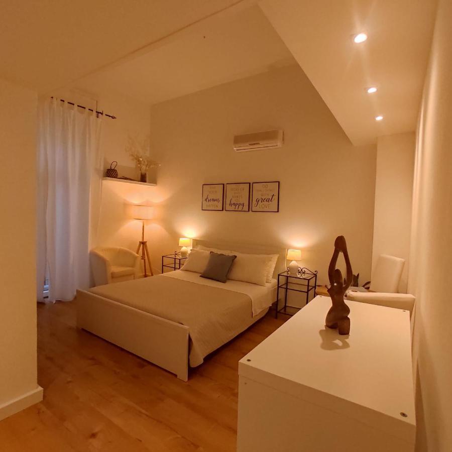 Living Cagliari Marina Bed & Breakfast Exterior photo