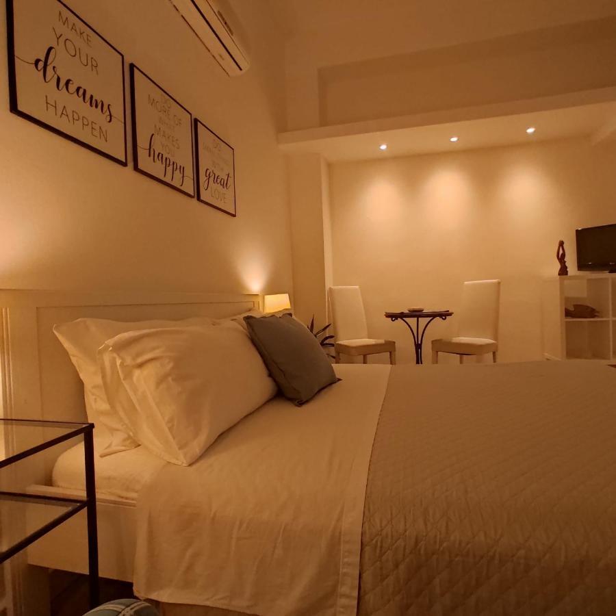 Living Cagliari Marina Bed & Breakfast Exterior photo