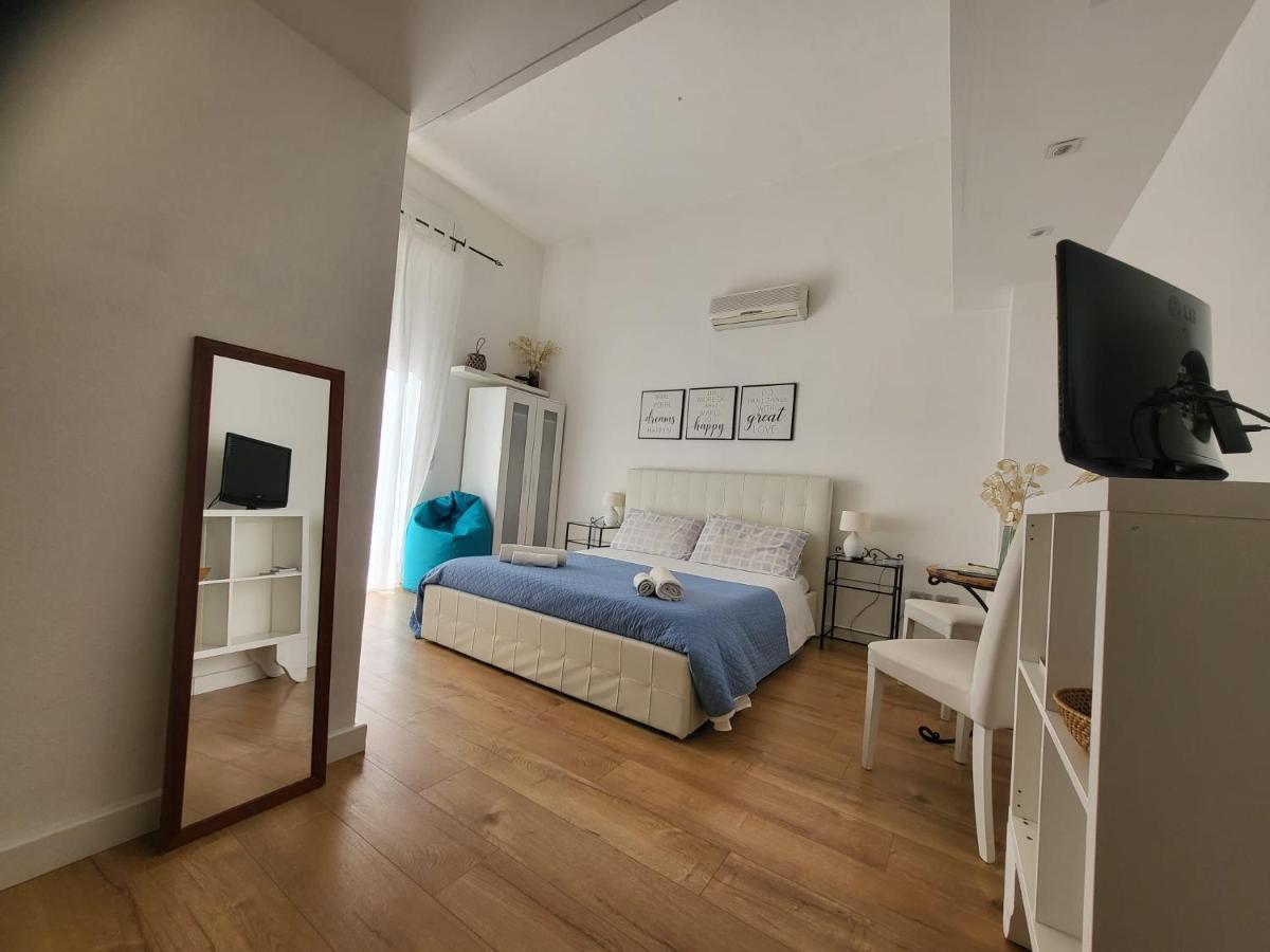 Living Cagliari Bed & Breakfast Exterior photo