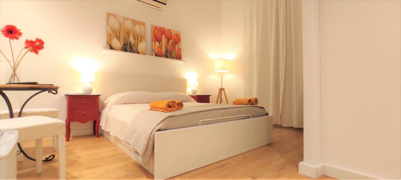 Living Cagliari Marina Bed & Breakfast Exterior photo