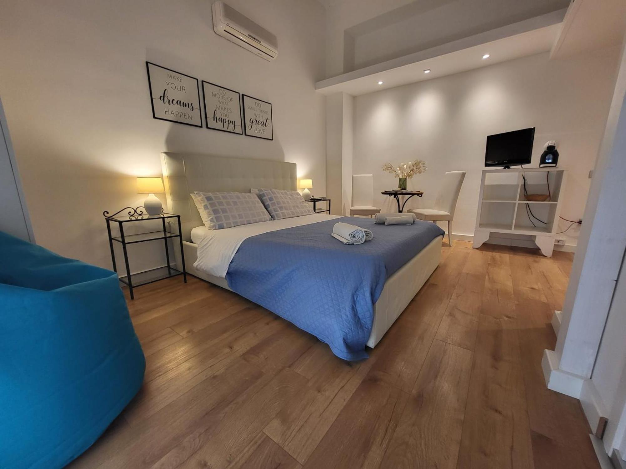 Living Cagliari Bed & Breakfast Exterior photo